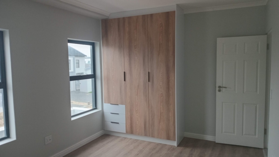 4 Bedroom Property for Sale in Sandown Western Cape